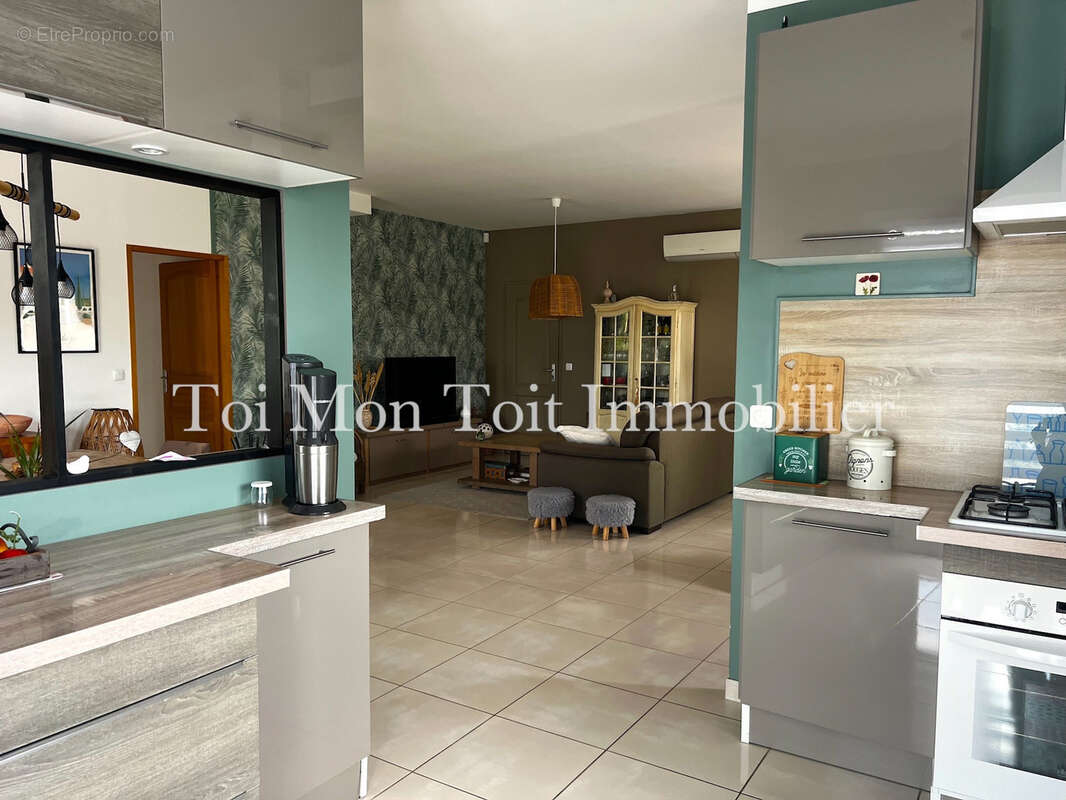 Maison à VIC-LE-FESQ