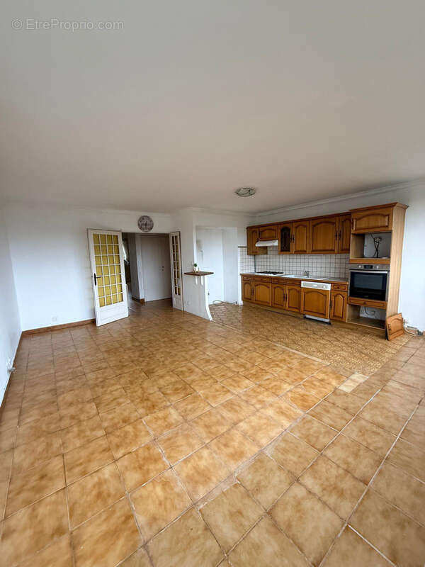 Appartement à MARSEILLE-15E