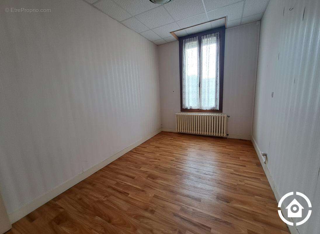 Maison semi plain-pied à RENOVER - 3 chambres - Jardins clos - - photo 21