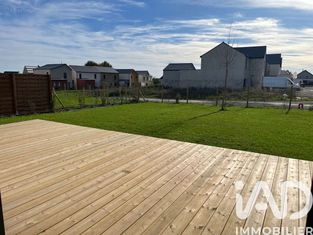 Photo 3 - Maison à LA CHAPELLE-DES-FOUGERETZ