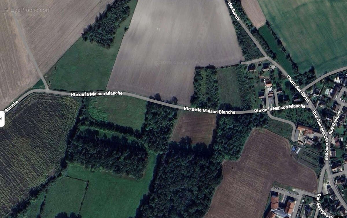 Agréable terrain de loisirs à 1.5km du centre ville - photo 2