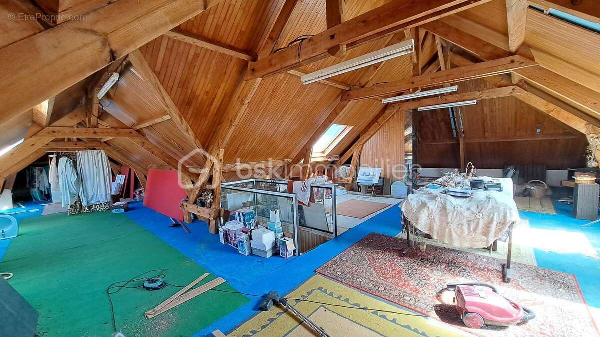 Maison à TOURS-EN-VIMEU