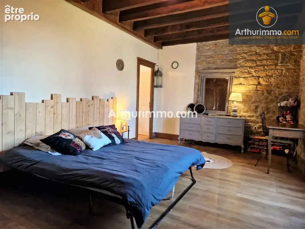 BEAUFORT (39 JURA), à vendre maison en pierres de prestige + gîte touristique, parc clos et arboré de 3 355 m² - photo 7