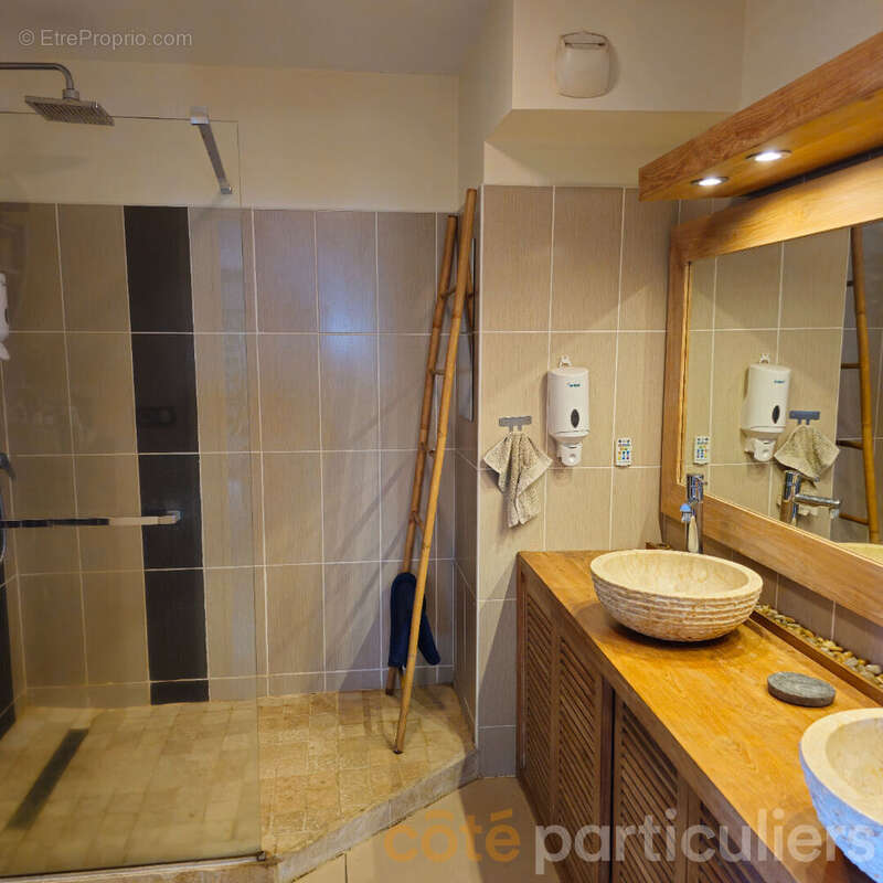 Appartement à SAINT-DENIS