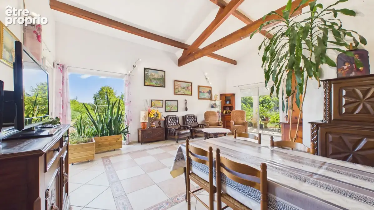 En exclusivite sur montauban au calme et sans vis a vis maison de 200m² sur un terrain de 4000 m² - photo 3
