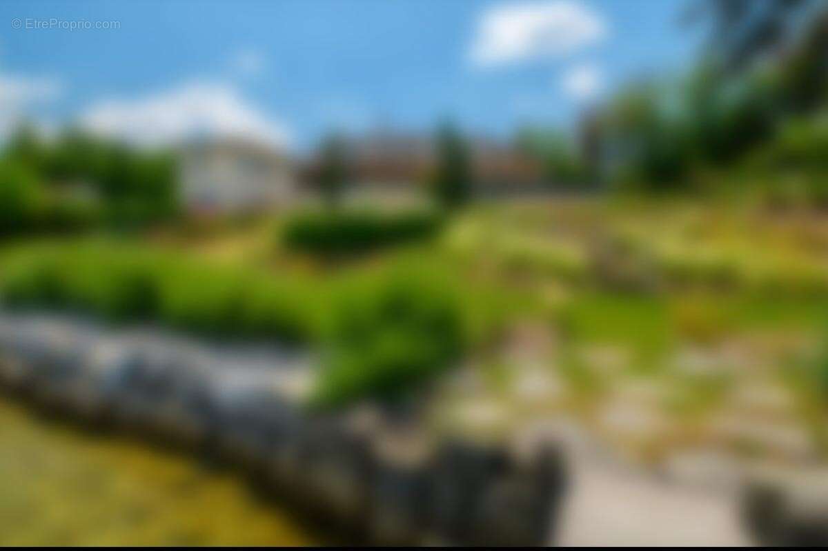 Maison à CHENS-SUR-LEMAN