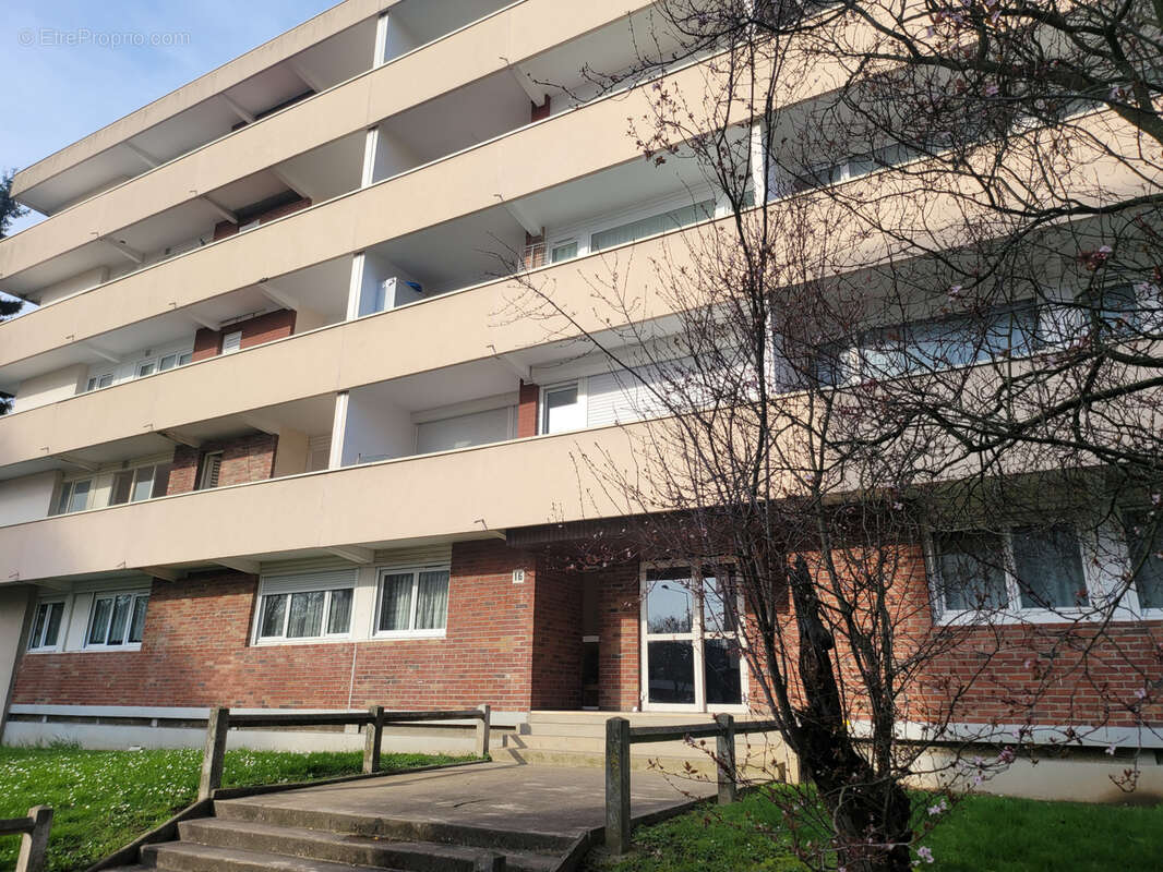 Appartement à VILLIERS-LE-BEL