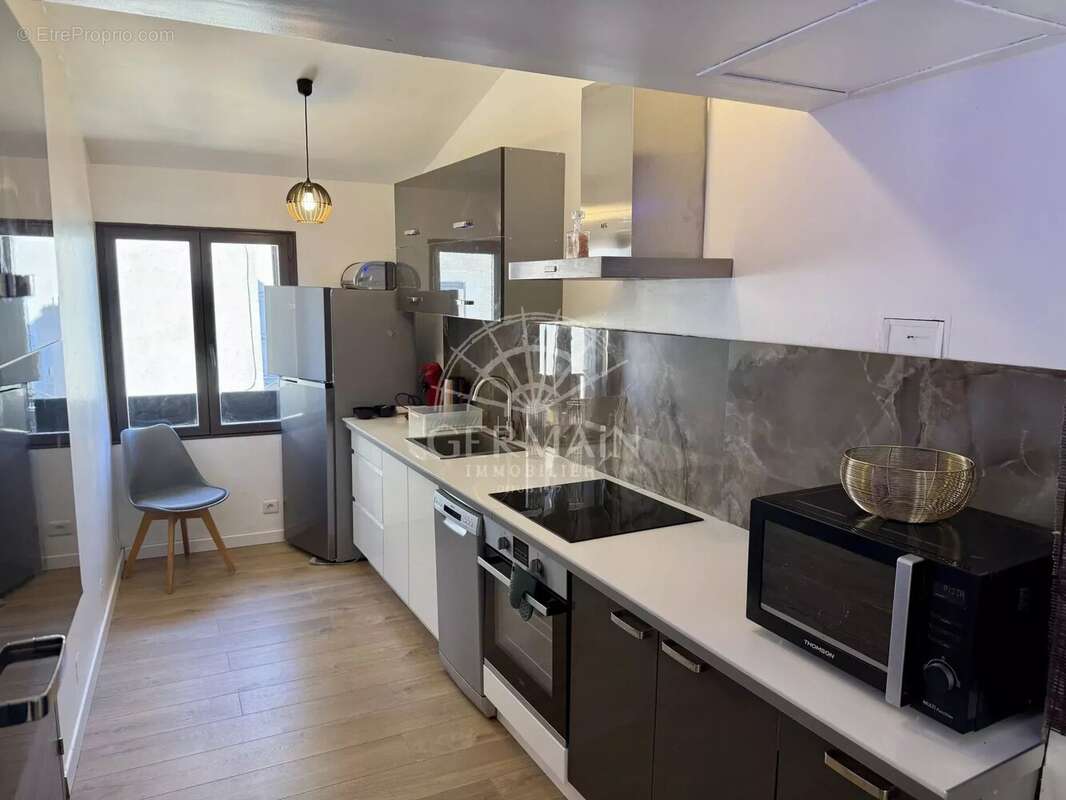 Appartement à L'ISLE-SUR-LA-SORGUE