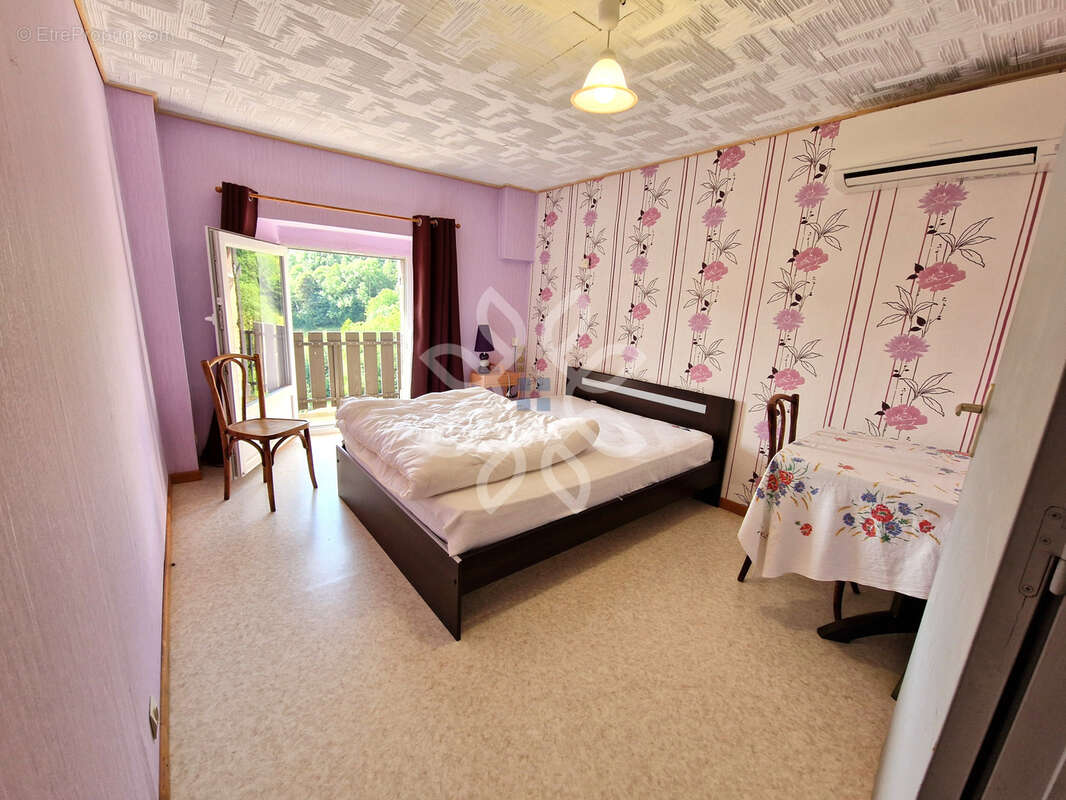 Maison à SAINT-JEAN-DE-NAY