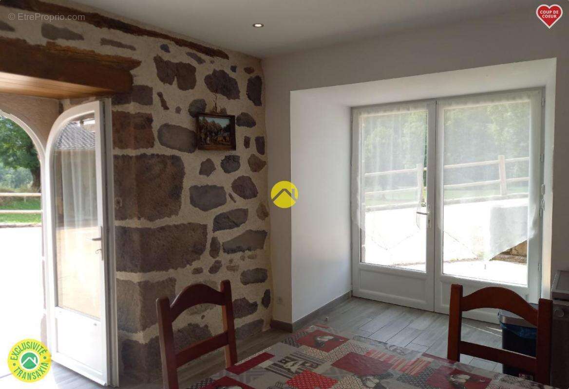 Maison à PIERREFORT