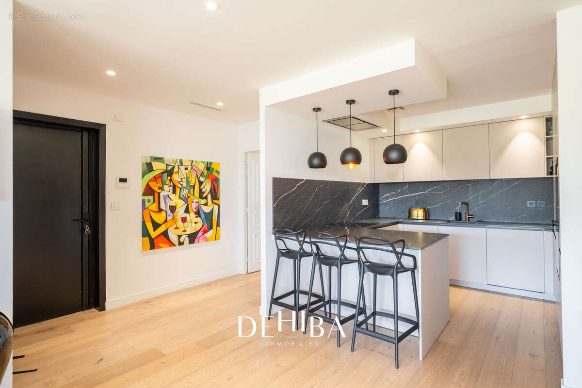 Appartement à MARSEILLE-8E