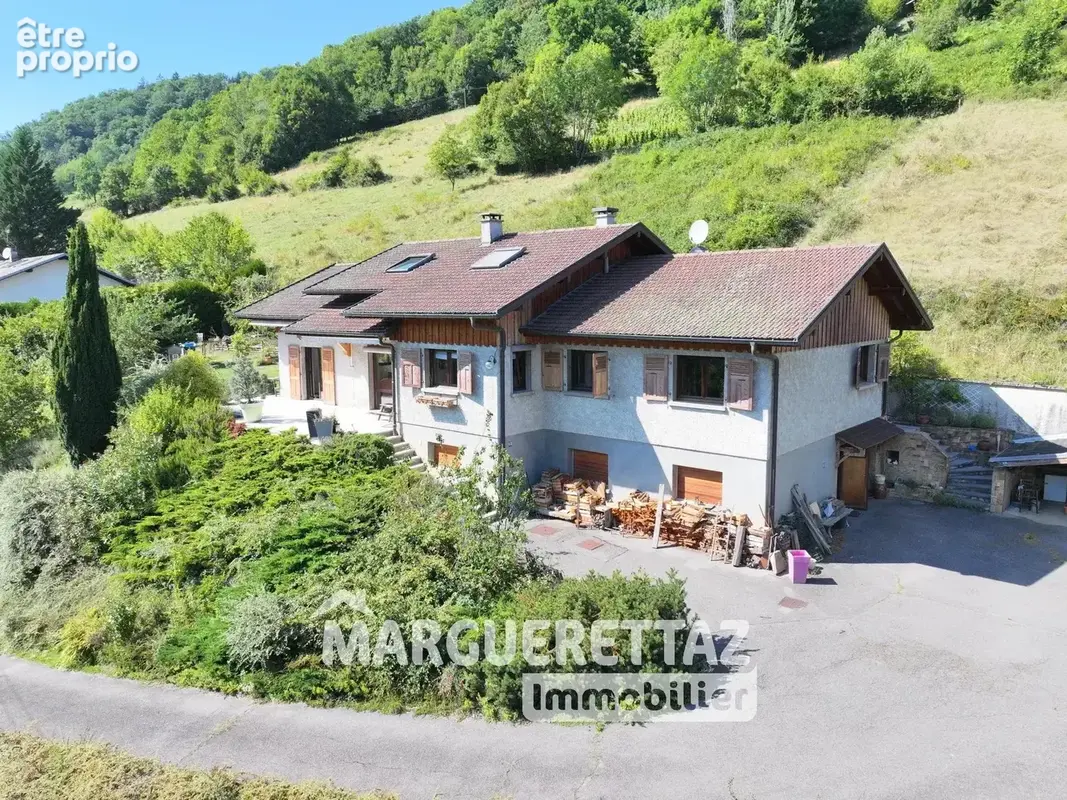 Photo Maison à Ayse au prix de 650 000€