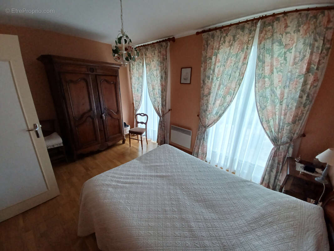 Maison à LA CHARITE-SUR-LOIRE