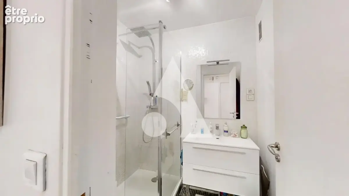 Agréable appartement trois pièces de 66 mètres carrés avec balcon exposé sud et stationnement - photo 10