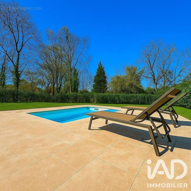 Photo 1 - Maison à CHATEAUNEUF-GRASSE