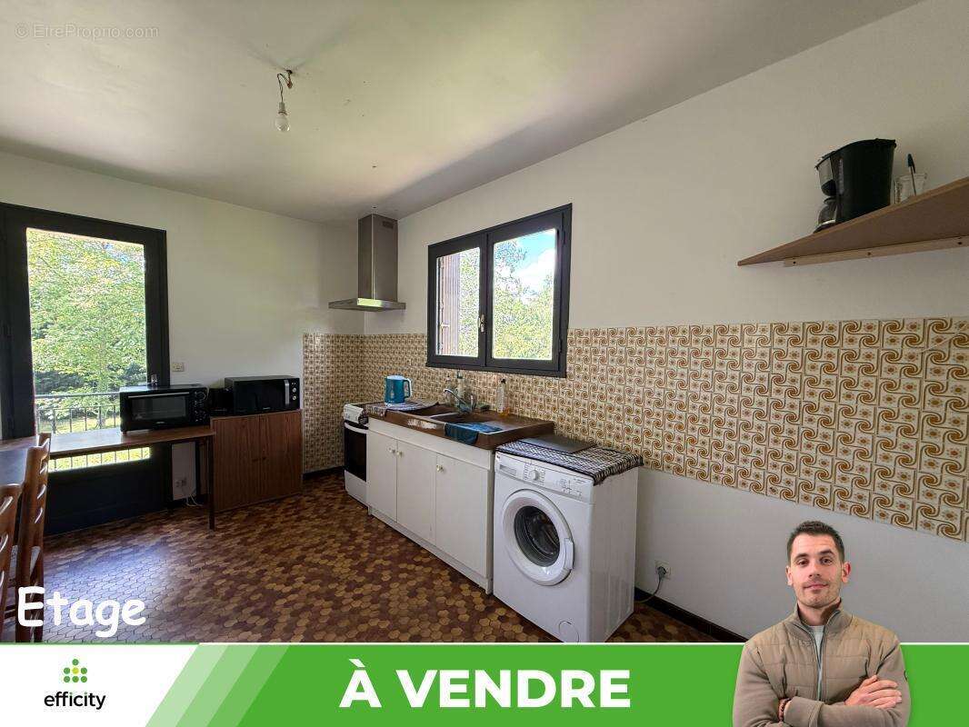 Maison à LHOMMAIZE