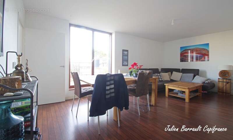 Appartement T3 au dernier étage avec garage fermé (construction 2010) - photo 3