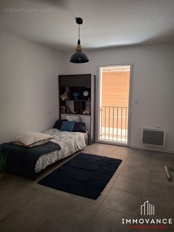 Appartement à MAUGUIO