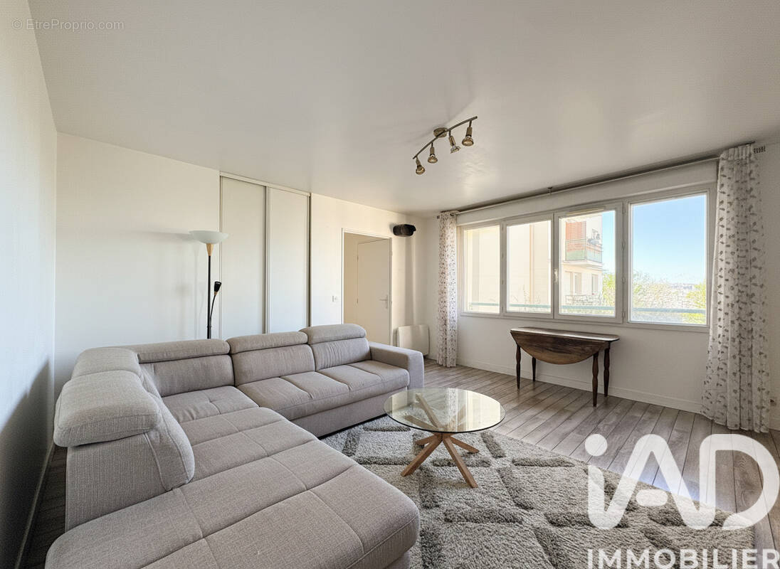 Photo 1 - Appartement à ISSY-LES-MOULINEAUX