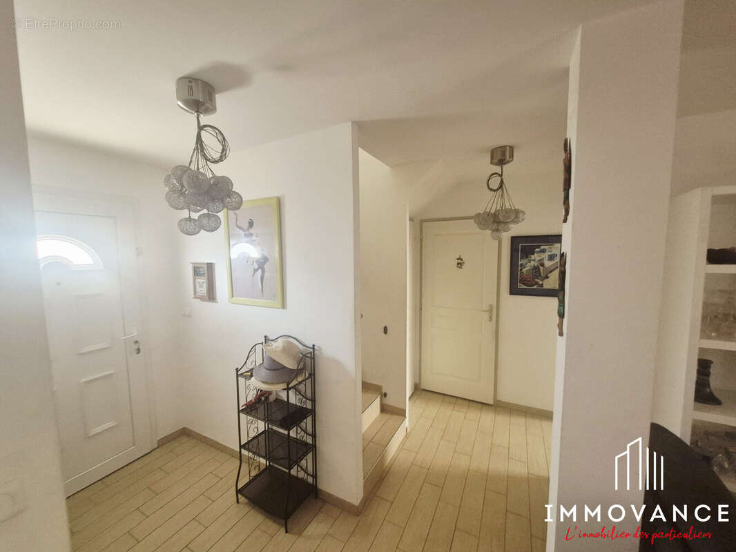 Maison 110 m² à Meze  - photo 5