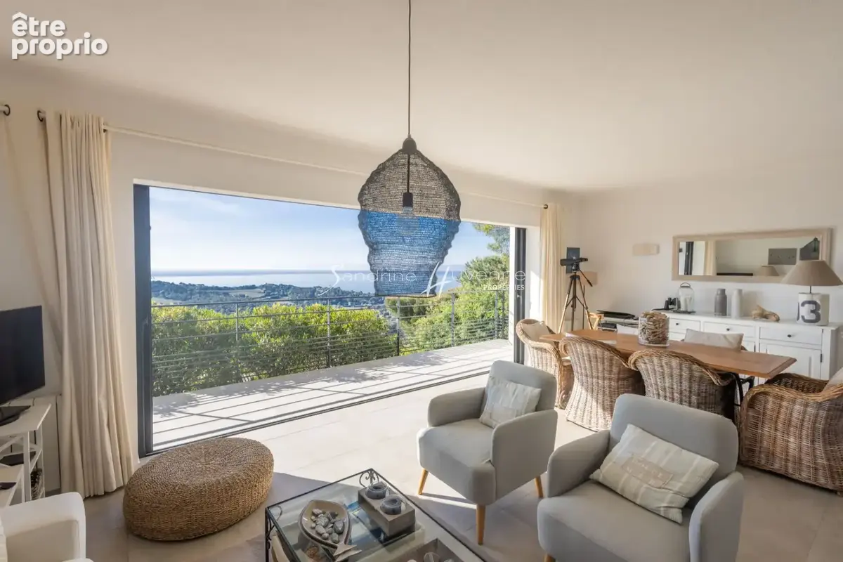 Maison 6 pièces 185 m² à vendre à La Croix-Valmer (83420) - photo 9