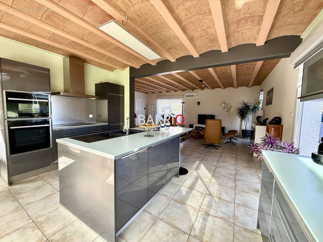 Maison à SAINT-CYPRIEN