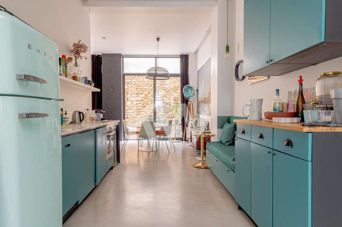 Appartement à PARIS-18E