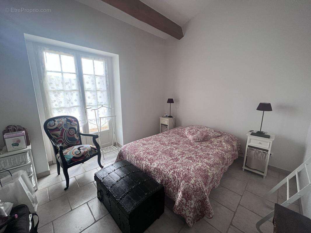 Maison à BARJAC