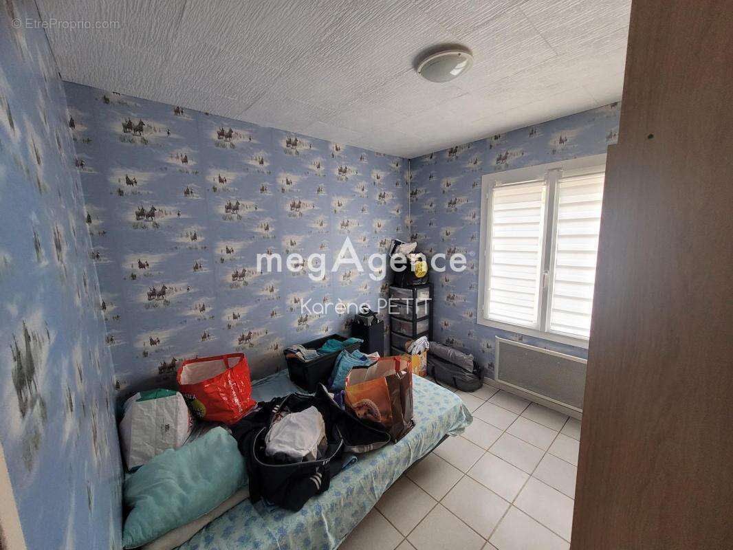 Maison à LE COUDRAY-SAINT-GERMER