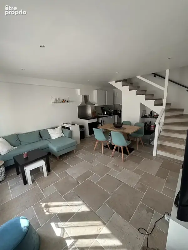 Immeuble 7 pièces de 150m2 avec garage sur 900m2 de parcelle - photo 10