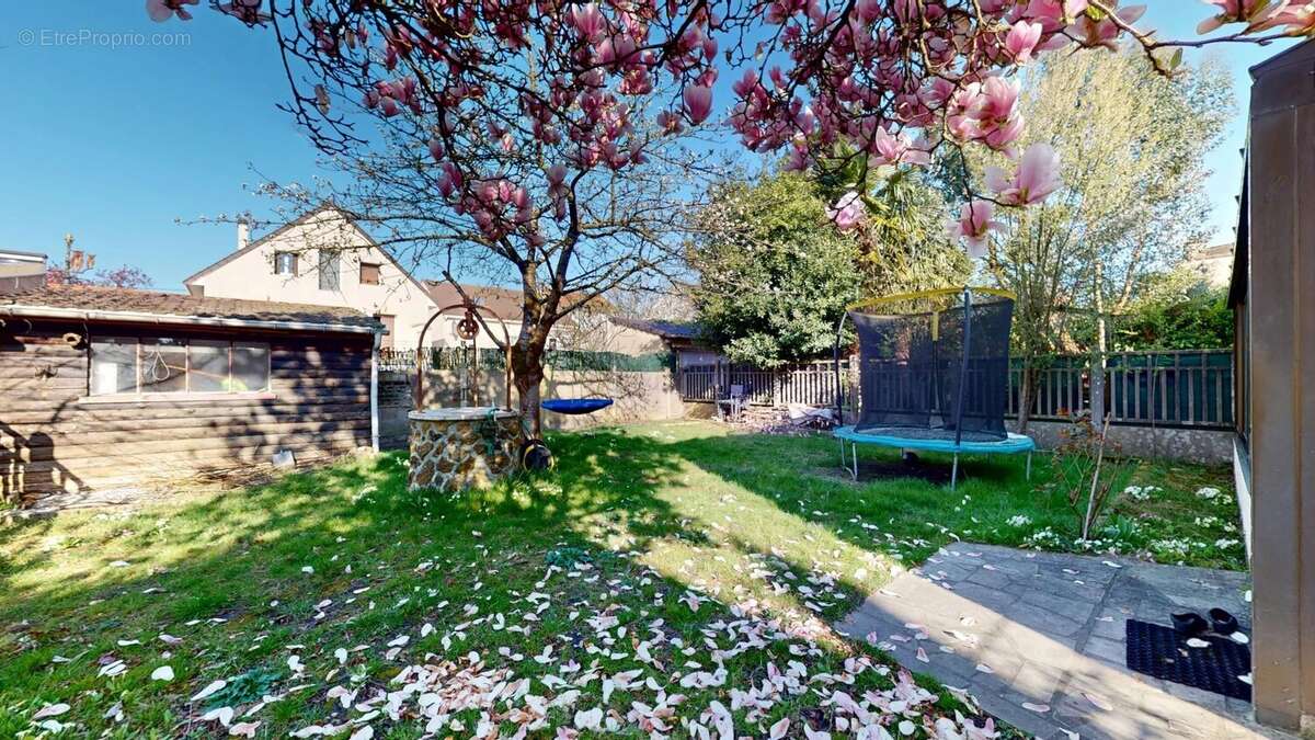 Maison à CLICHY-SOUS-BOIS