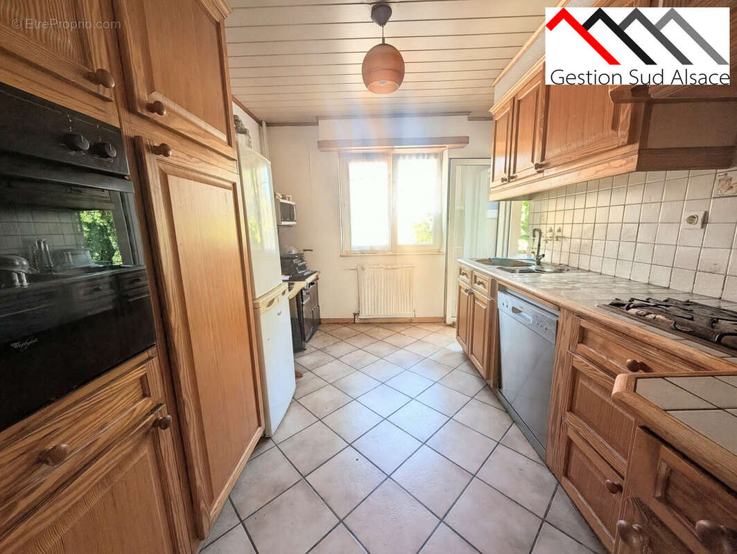 Appartement 79 m² à Saint-Louis  - photo 4