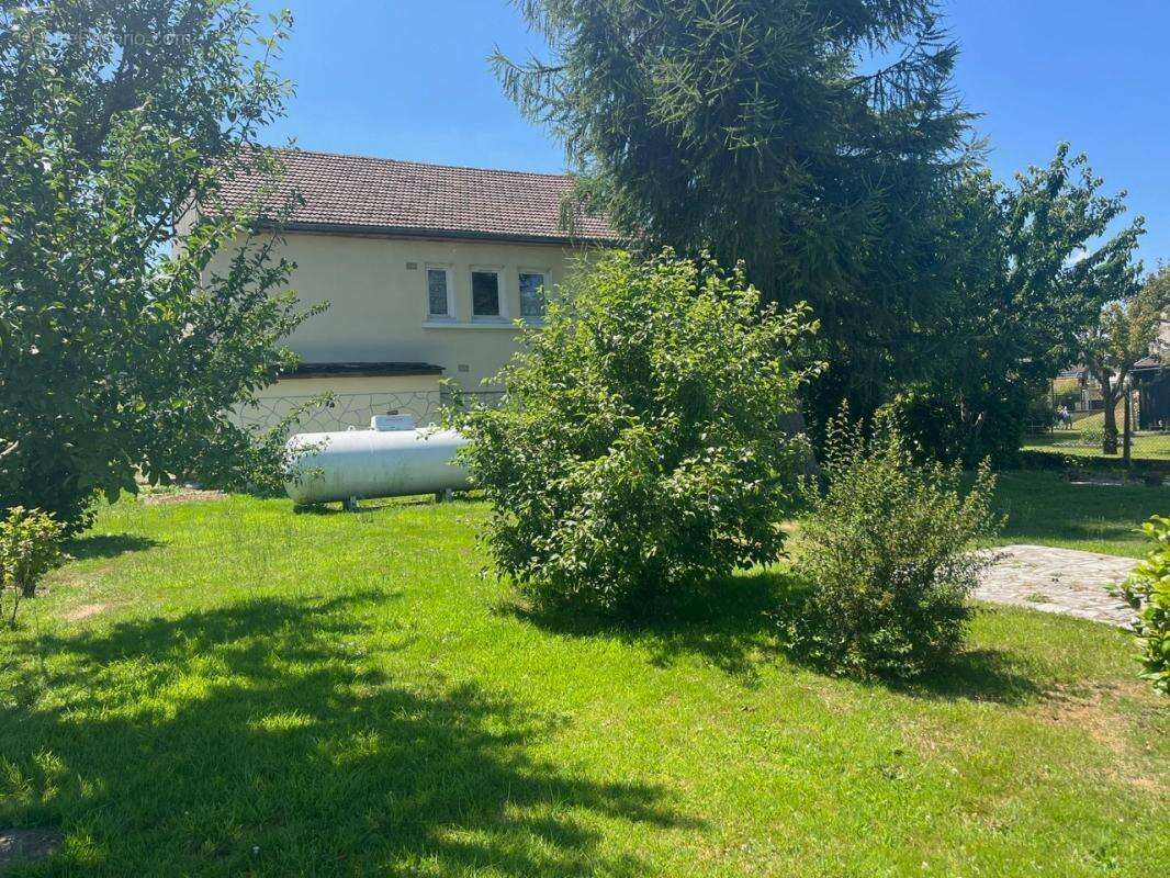 Maison à SAINT-GERMER-DE-FLY