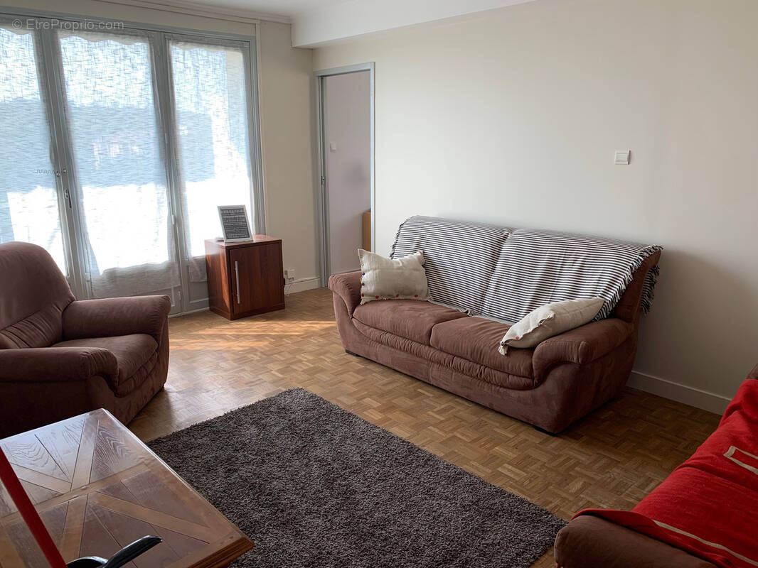 Appartement à BRON