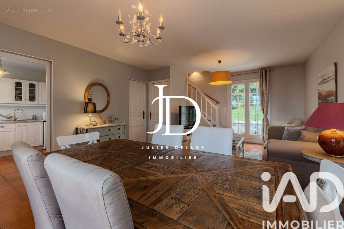 Photo 3 - Maison à LONGPERRIER