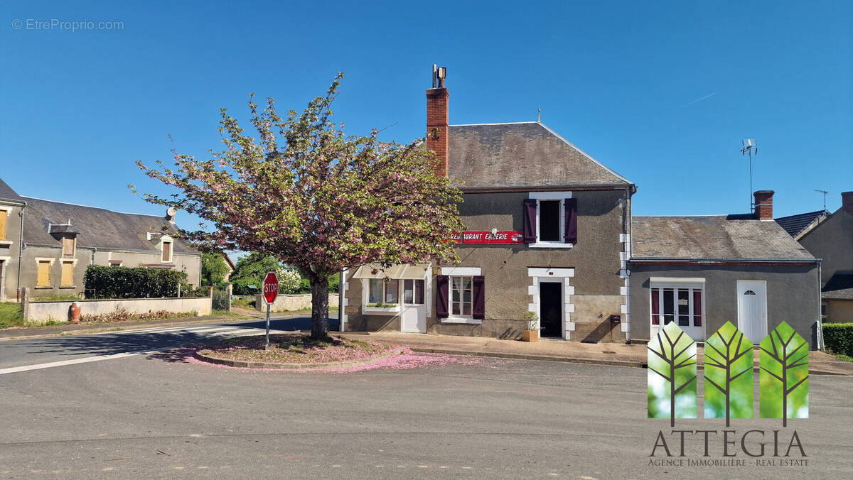 Maison à FEUSINES