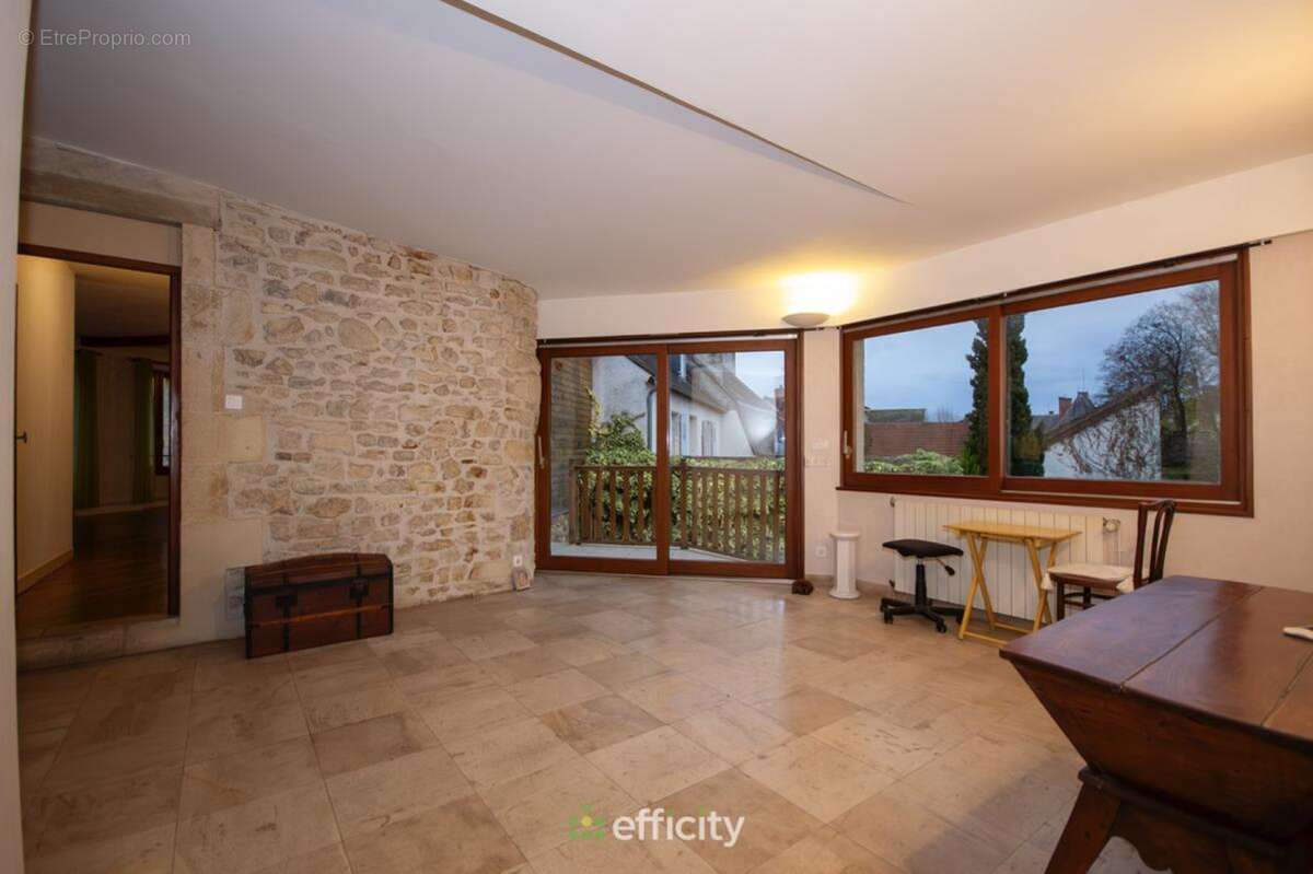 Appartement à DECIZE