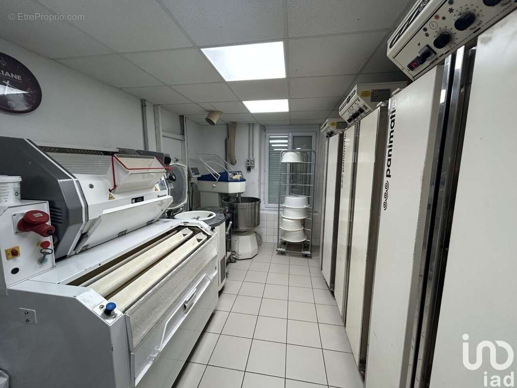 Photo 8 - Commerce à CERDON