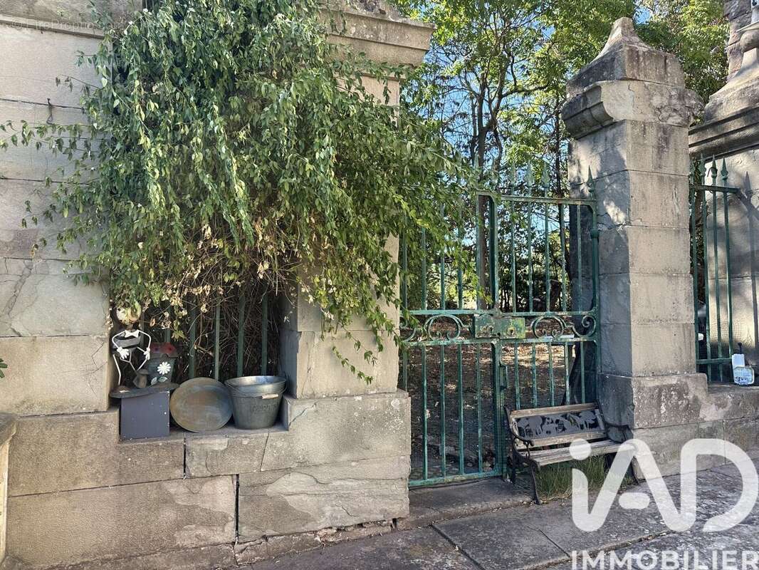 Photo 4 - Maison à LE MUY