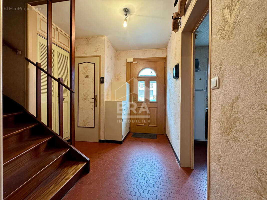 Maison à COMBS-LA-VILLE