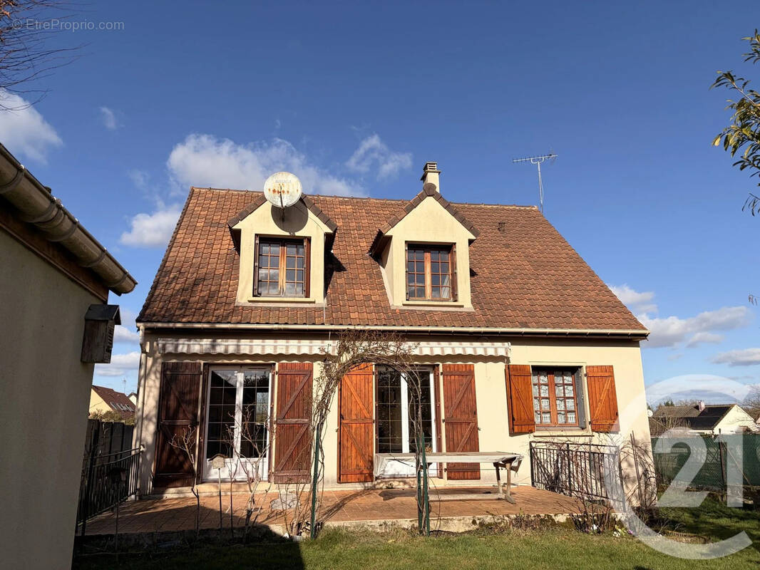 Maison à FONTENAILLES