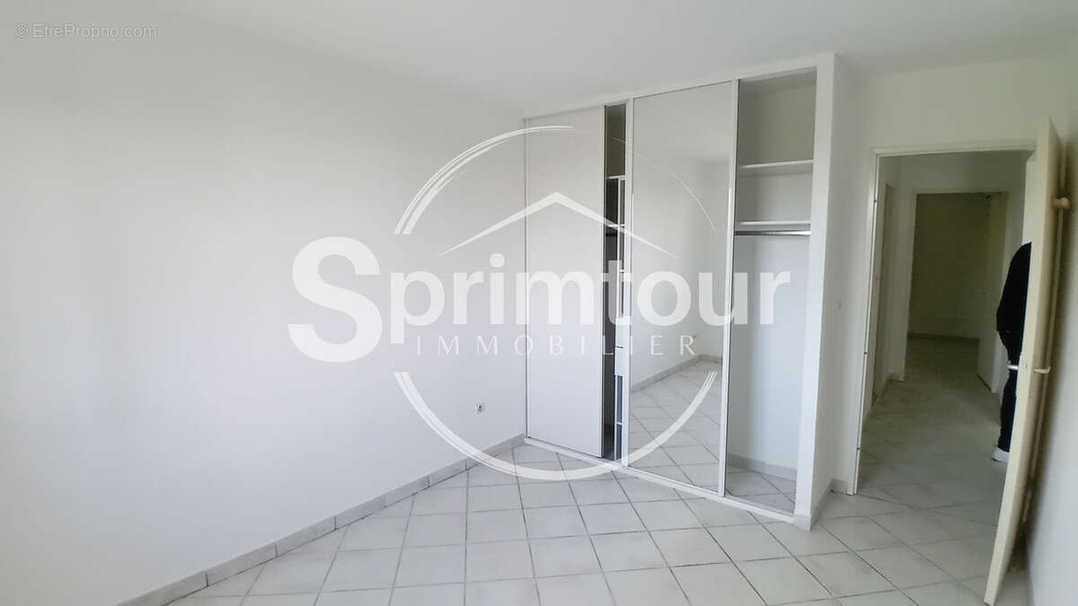 Appartement à BAIE-MAHAULT