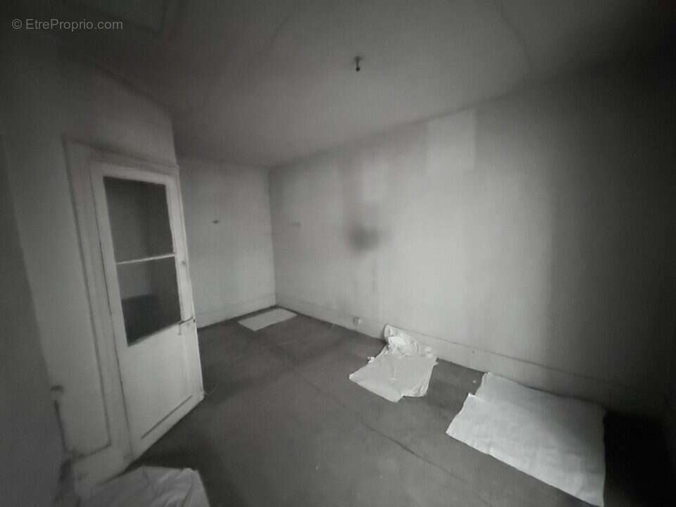 Appartement à PARIS-4E