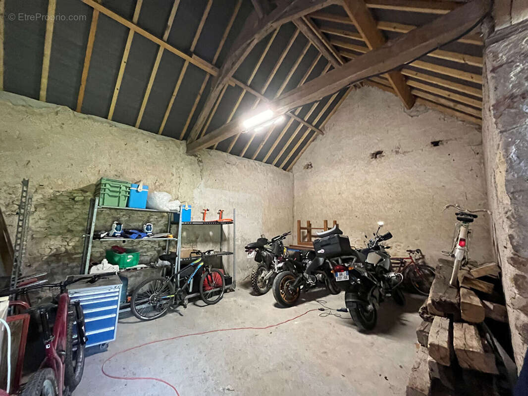 Maison à VILLENEUVE-SUR-CHER