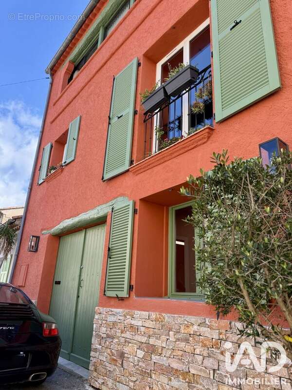 Photo 3 - Maison à ROQUEBRUNE-SUR-ARGENS