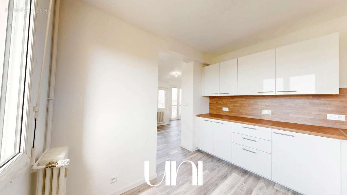 Appartement à MONDEVILLE