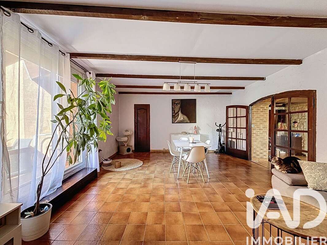 Photo 2 - Maison à PIA