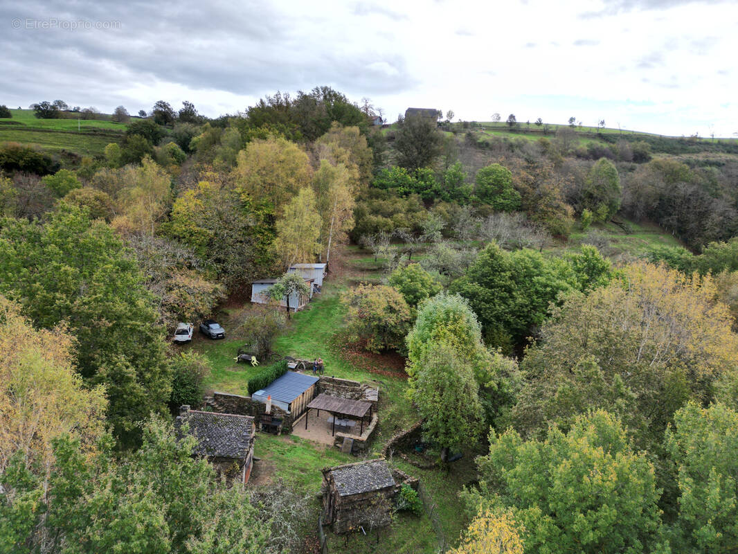 Terrain à SAINT-HIPPOLYTE