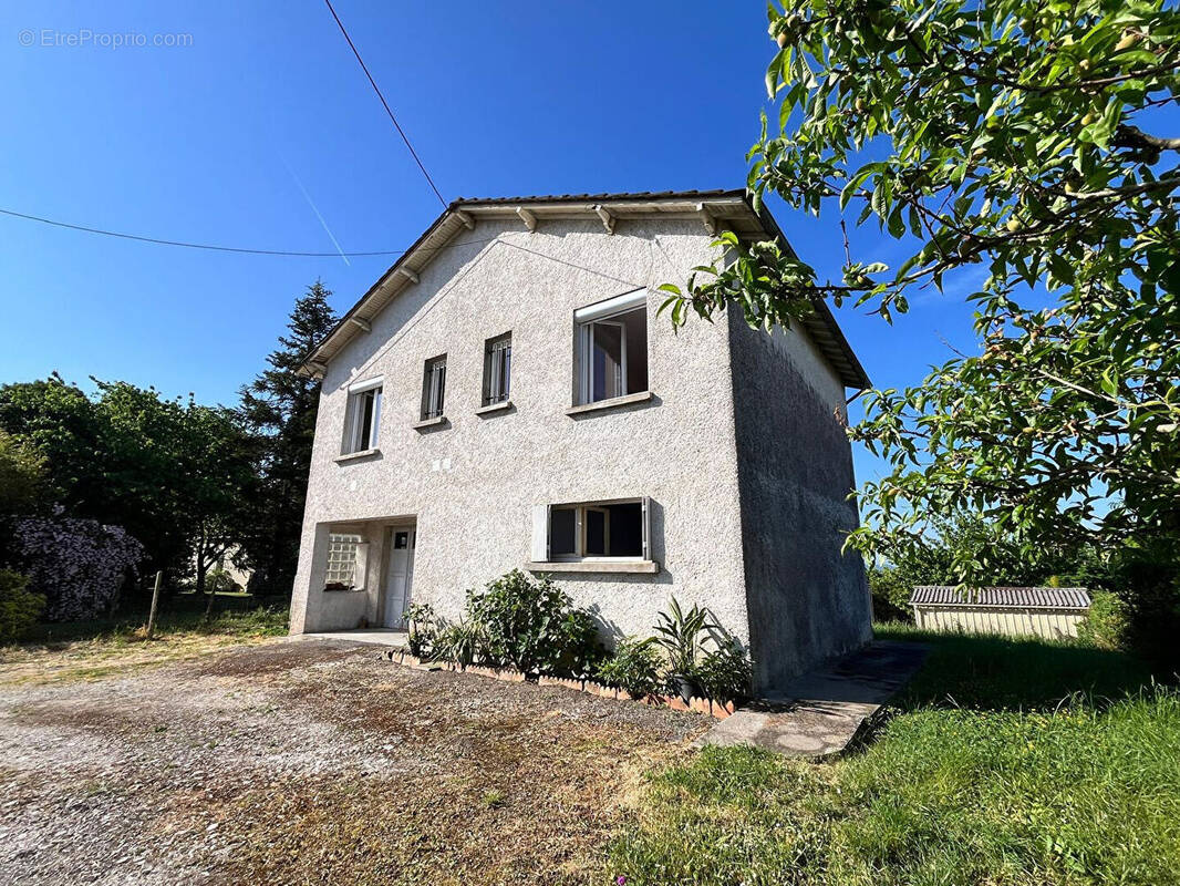 Maison à CANCON