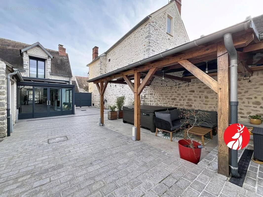 Maison à MILLY-LA-FORET